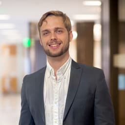 Federico Braun Author Avatar Image